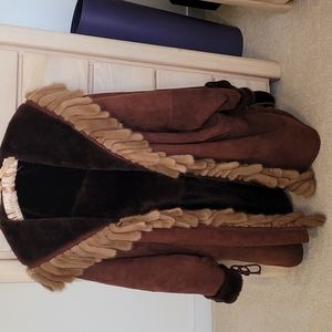 Shearling coat L  jacket with mink tails trim
